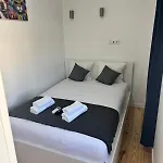 Pensamento 4 - 4ª Andar Homestay Lisbon
